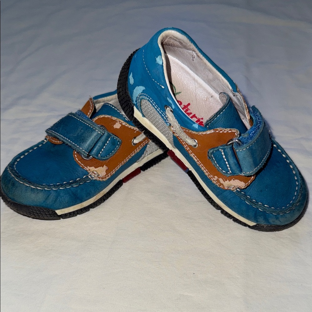Naturino Blue and Tan Baby shoes size 25